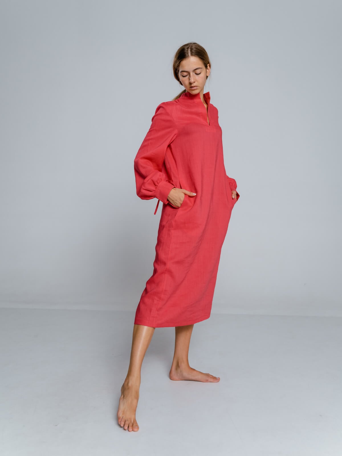 Etikashion 10 robe longue rouge écoresponsable femme coupe minimaliste Etikashion